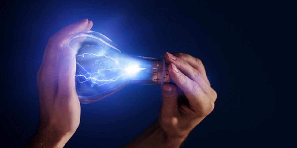 Soluzioni per ridurre gli accumuli di carica elettrostatica negli impianti di produzione 2 Soluzioni per ridurre gli accumuli di carica elettrostatica negli impianti di produzione 1